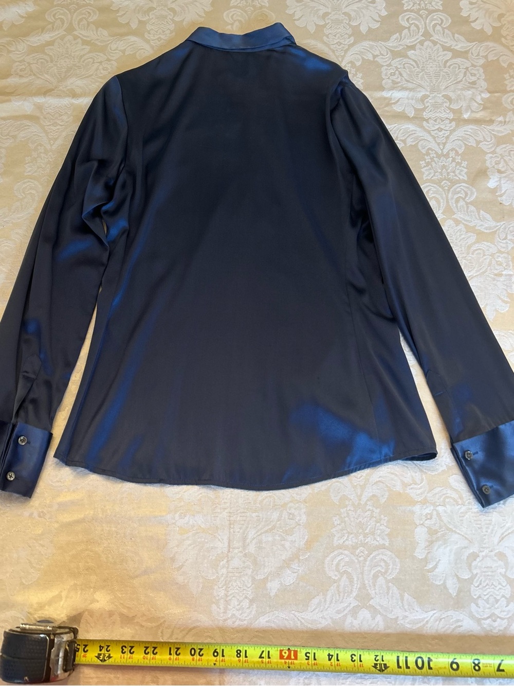 Ann Taylor Button Down Shirt  Silk size 10 - Picture 2 of 8